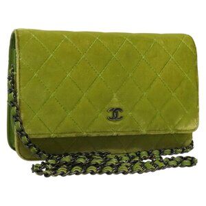 CHANEL Matelasse Chain Shoulder Bag Velor Green CC Auth 131434